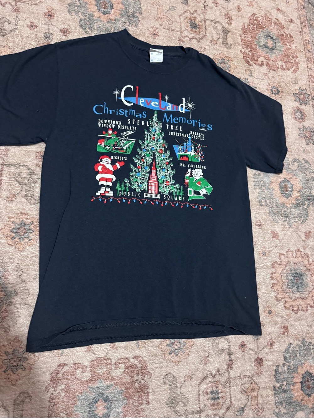 Cleveland Christmas Memories Graphic T-Shirt – Size Medium